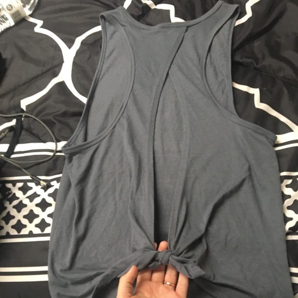 VS sports tank